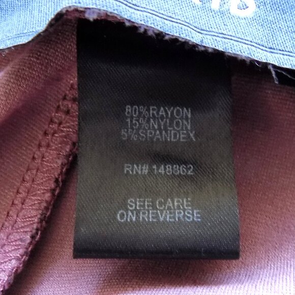 Torrid Slim Taper Studio Luxe Ponte High-Rise Pant Size 1X Dustrose/Black - Picture 3 of 4